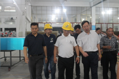 播州區區委書記陳松調研貴州正合鋁業，推動新型采暖及制冷技術開發